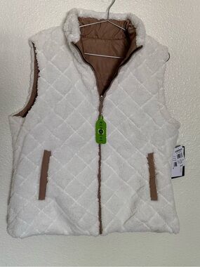 Free Country Sand and Cream Sherpa Quilted Vest
